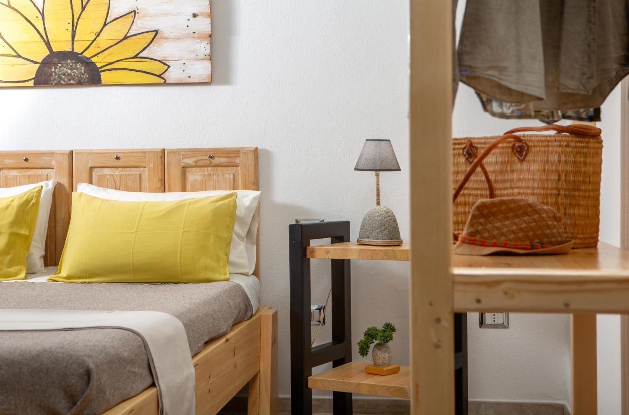 B&B Les Chambres Rooms & Suite Santa Teresa Gallura Eksteriør billede