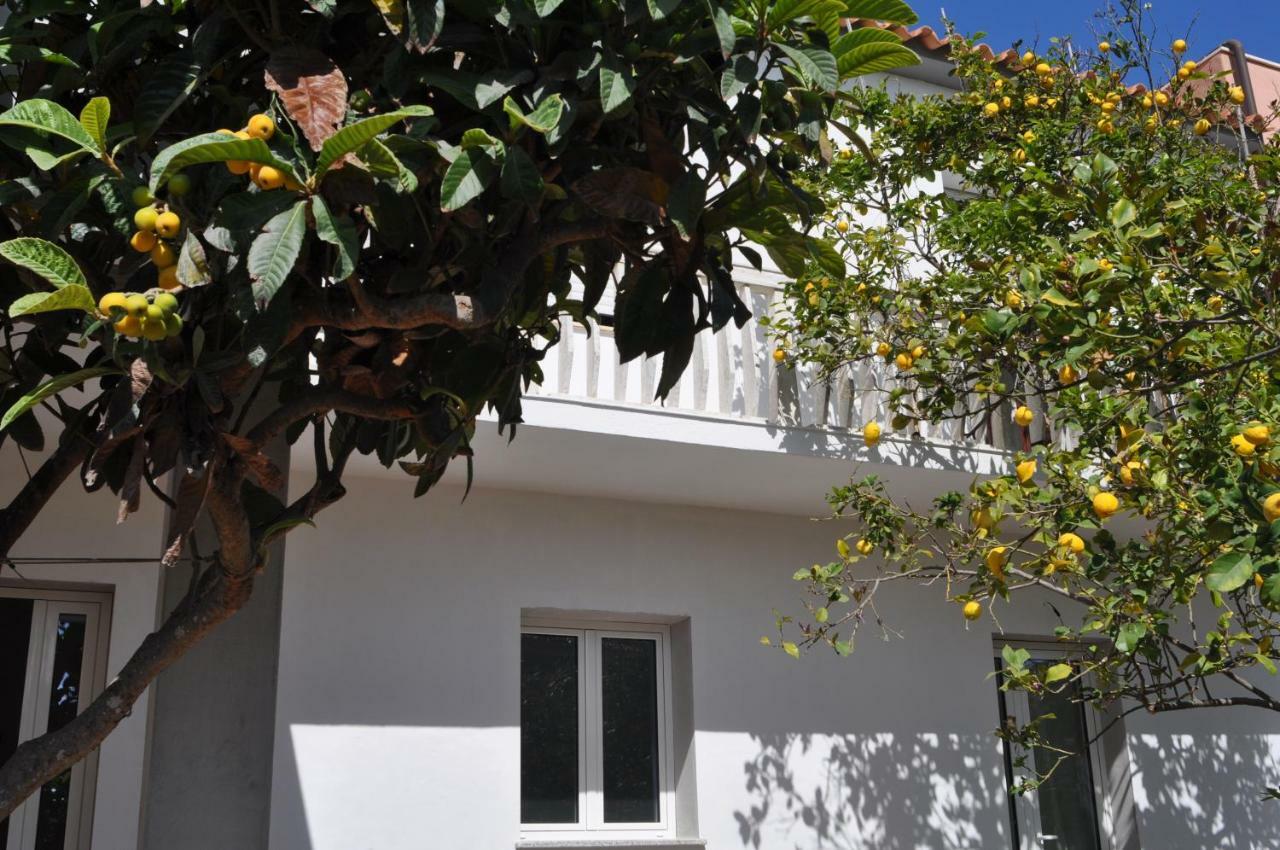 B&B Les Chambres Rooms & Suite Santa Teresa Gallura Eksteriør billede
