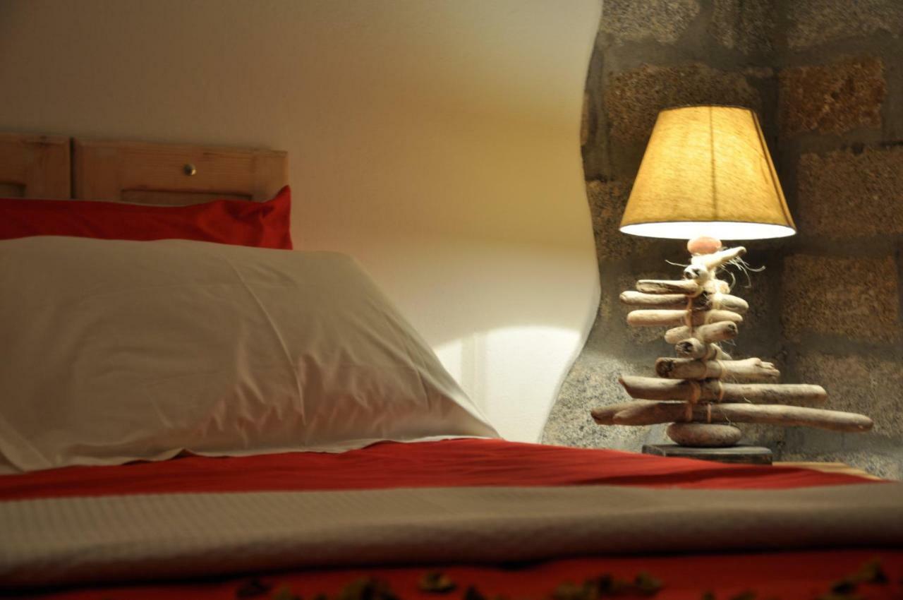 B&B Les Chambres Rooms & Suite Santa Teresa Gallura Eksteriør billede